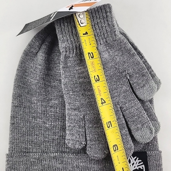 Timberland Youths Grey Knit Matching Hat & Gloves Size 4-7 - Picture 9 of 9